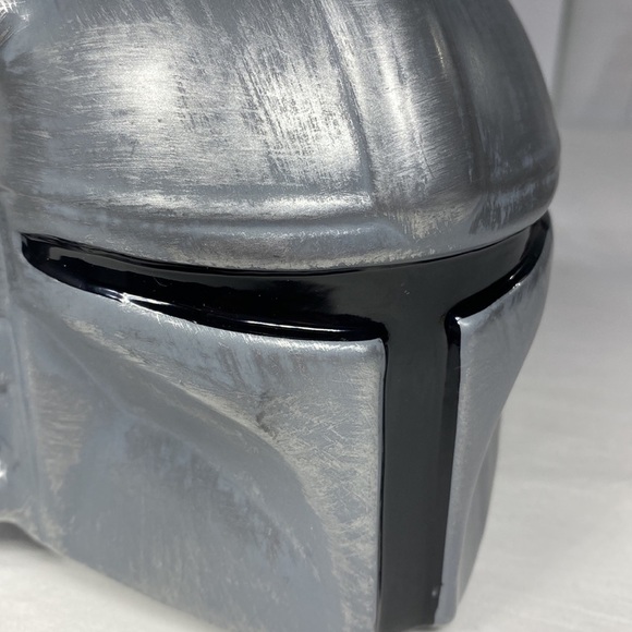 Bioworld Mandolorian Silver & Black Coffee Mug Kitchen Ware Disney Fan The Force - Picture 9 of 9